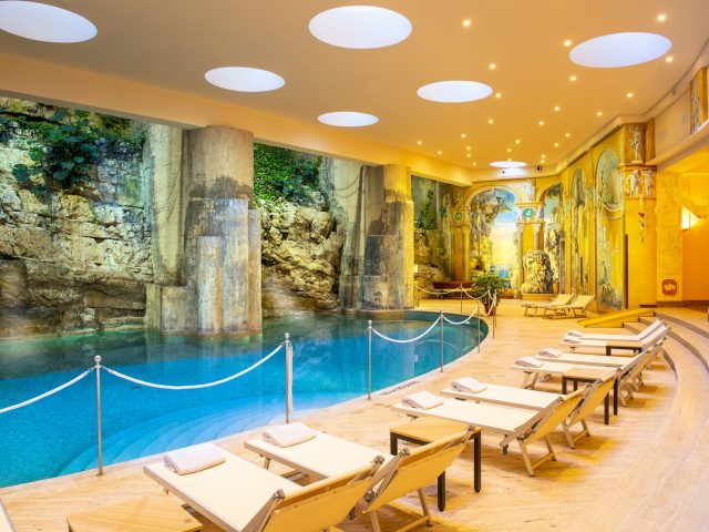 hilton-sorrento-palace-hotel-sorrento-hotels-italy